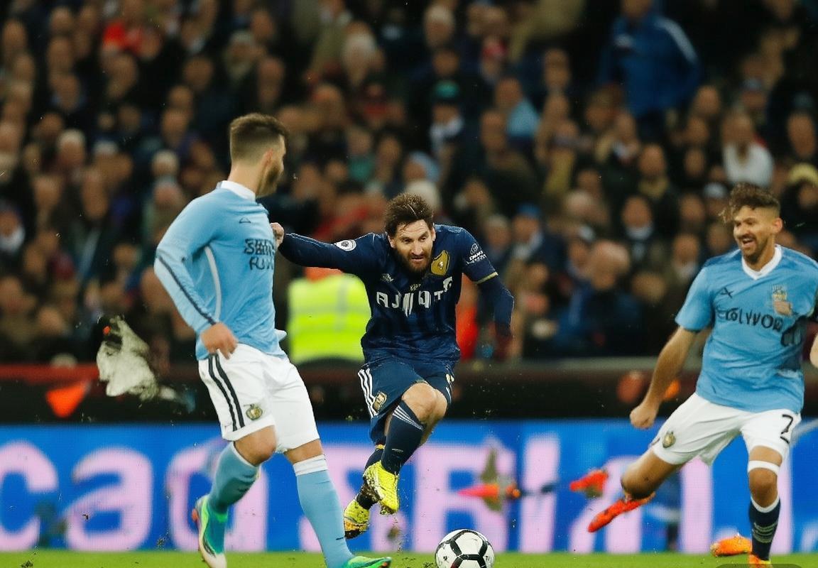 2016欧冠焦点战：瓜迪奥拉曼城对决巴萨，梅西闪耀战况回顾(图3)