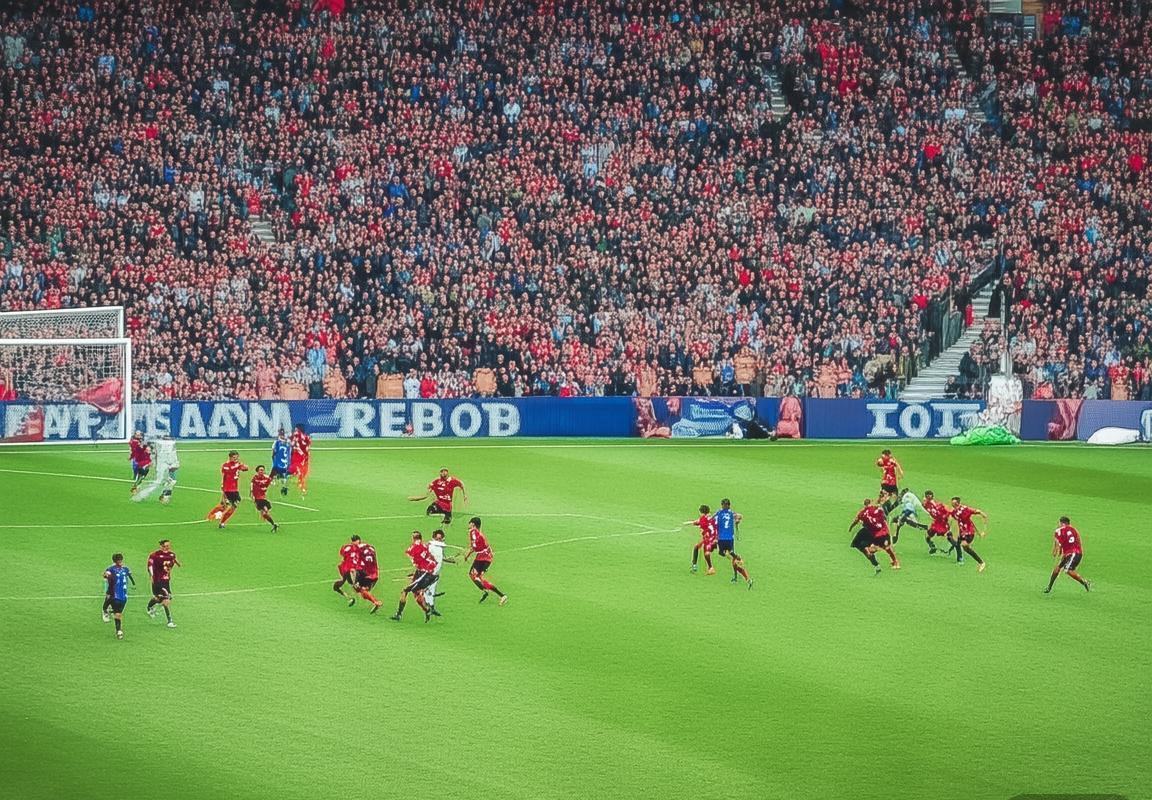 2016年曼联曼城巅峰对决：曼市德比荣耀之战回顾(图1)